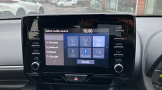 Toyota Yaris 1.5 Hybrid Icon 5dr CVT Hybrid Hatchback